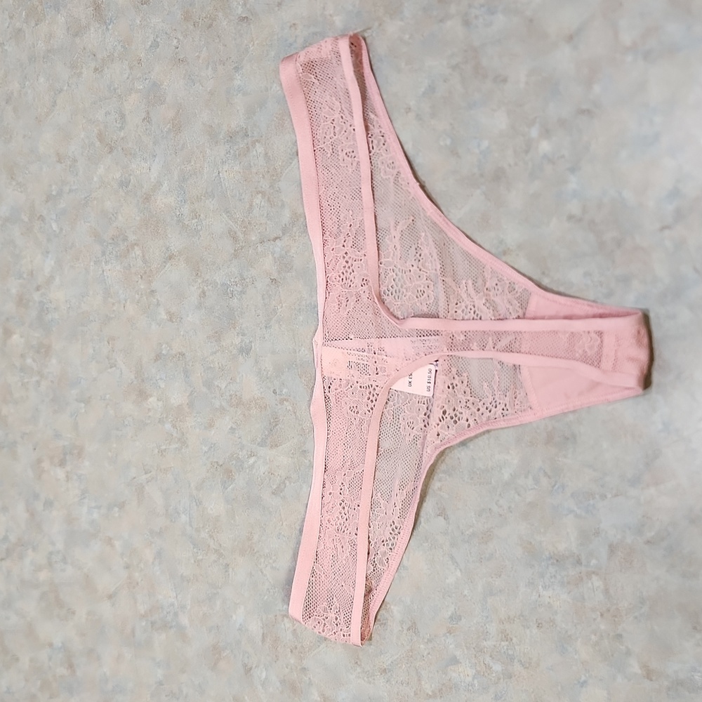 NWT VS pink lace thong panties M